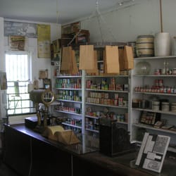 Crawford County Historical Museum - Inside the grocery store