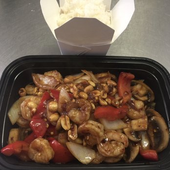 Thai Villa Restaurant - Peanut stir fry - Thai Near Me - Brunswick, Maine Thai Villa Restaurant - Peanut stir fry - Thai Near Me - Brunswick, Maine