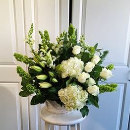 "Peaceful Basket Arrangement" "Peaceful Basket Arrangement"