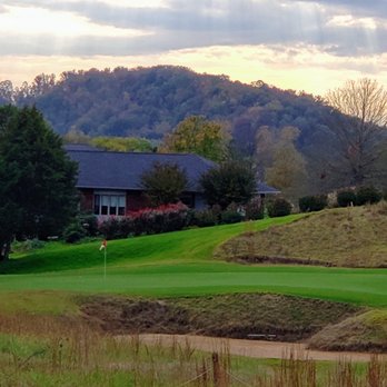 Island Pointe Golf Club - #17 - Golf Near Me - Kodak, Tennessee