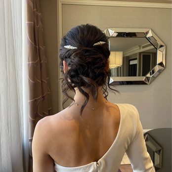 Amelia C & Co - Bridal hair by Rae - Makeup Artists Near Me Amelia C & Co - Bridal hair by Rae - Makeup Artists Near Me