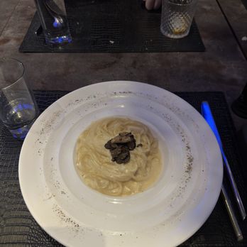 Joia Restaurant and Lounge - Cacio e pepe - Italian Near Me - Boston, Massachusetts Joia Restaurant and Lounge - Cacio e pepe - Italian Near Me - Boston, Massachusetts