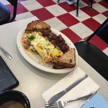 Sammy J's - Omni - Breakfast & Brunch Near Me - Salem, New Hampshire