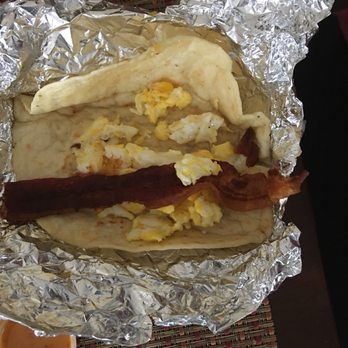 Leah's Mexican Restaurant - Food Trucks Near Me - Converse, Texas