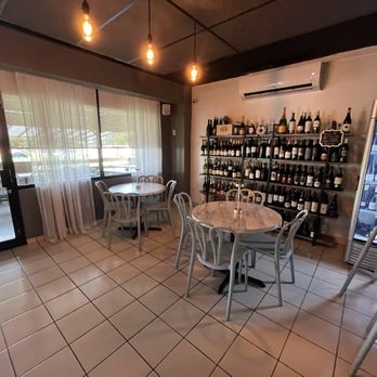 Bocaito - Parte salón comedor - Puerto Rican Near Me - Vega Baja, Puerto Rico