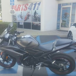 Yamha yzf r3 2016 - lowered at Parts 411 Yamha yzf r3 2016 - lowered at Parts 411