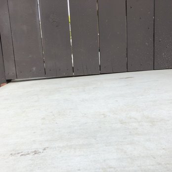 Constructsy Construction Company - Gate drags doesn't open. Bottom of gate is uneven. - General Contractors Near Me