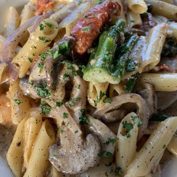 Maialina - Shrimp Primavera (GF) Pasta - Italian Near Me - Indianapolis, Indiana Maialina - Shrimp Primavera (GF) Pasta - Italian Near Me - Indianapolis, Indiana