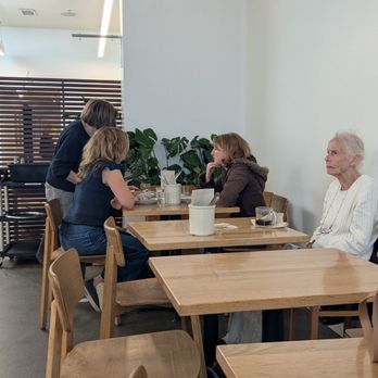 Tartine Inner Sunset - Tables - Cafes Near Me - San Francisco, California Tartine Inner Sunset - Tables - Cafes Near Me - San Francisco, California