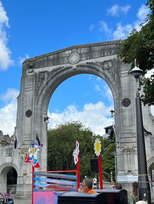 Bridge of Remembrance by null