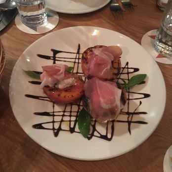 Lupino - Grilled peaches, prosciutto and marinated goat's cheese - Italian Near Me - Melbourne, VIC