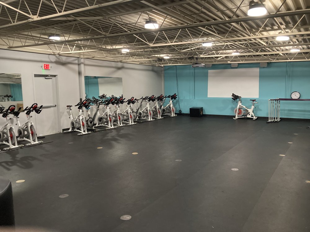 AMBITIONS HEALTH CLUB Updated August 2024 18 Photos 5430 Bowman