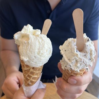 Bacio di Latte - Ice Cream & Frozen Yogurt Near Me - Etiwanda, California