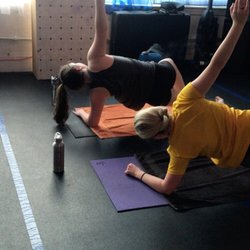 Hot HIIT/pilates class 