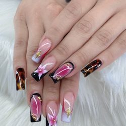 Bloom Nail Arts & Spa - Gelx and design
