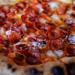 Grá - Pepperoni pizza