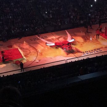 United Center - Pre game screening on the court. Very cool - Stadiums & Arenas Near Me - Chicago, Illinois United Center - Pre game screening on the court. Very cool - Stadiums & Arenas Near Me - Chicago, Illinois