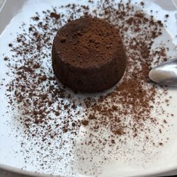 Angolo DiVino - Lava cake