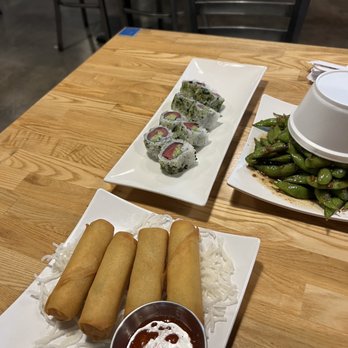 Roll Call - Sushi Bars Near Me - Los Angeles, California