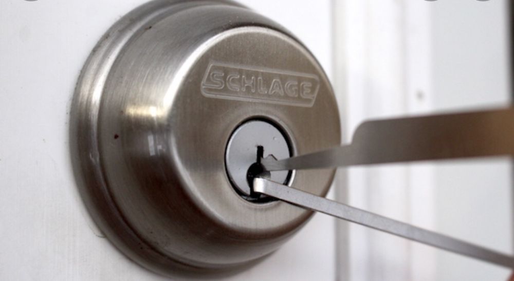 EZ LOCKS Updated September 2024 12 Photos Savannah,