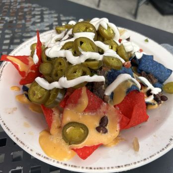 Half Day Brewing - Nachos - Pubs Near Me - Lincolnshire, Illinois Half Day Brewing - Nachos - Pubs Near Me - Lincolnshire, Illinois