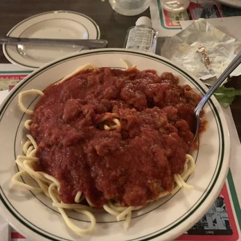 Ristorante Attilio - Spaghetti with meat sauce - Italian Near Me - Wilmington, Delaware Ristorante Attilio - Spaghetti with meat sauce - Italian Near Me - Wilmington, Delaware
