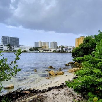 Harbor’s Edge Park - Parks Near Me - Pompano Beach, Florida