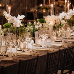 Liven It Up Events - A gorgeous table setting!