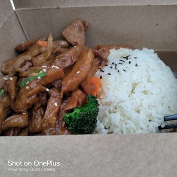 Tobiko Bowl - This is vegan chicken teriyaki bowl. - Japanese Near Me - Portland, Oregon Tobiko Bowl - This is vegan chicken teriyaki bowl. - Japanese Near Me - Portland, Oregon