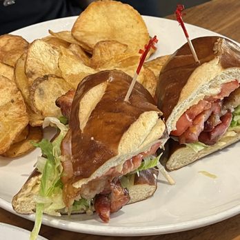 Union On Yale - Summer Belly sandwich - New American Near Me - Claremont, California Union On Yale - Summer Belly sandwich - New American Near Me - Claremont, California