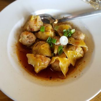 Momo Mee - Spicy Wontons (not spicy in my opinion but could be spicy for others;taste was delicious!) - Pan Asian Near Me - Milwaukee, Wisconsin