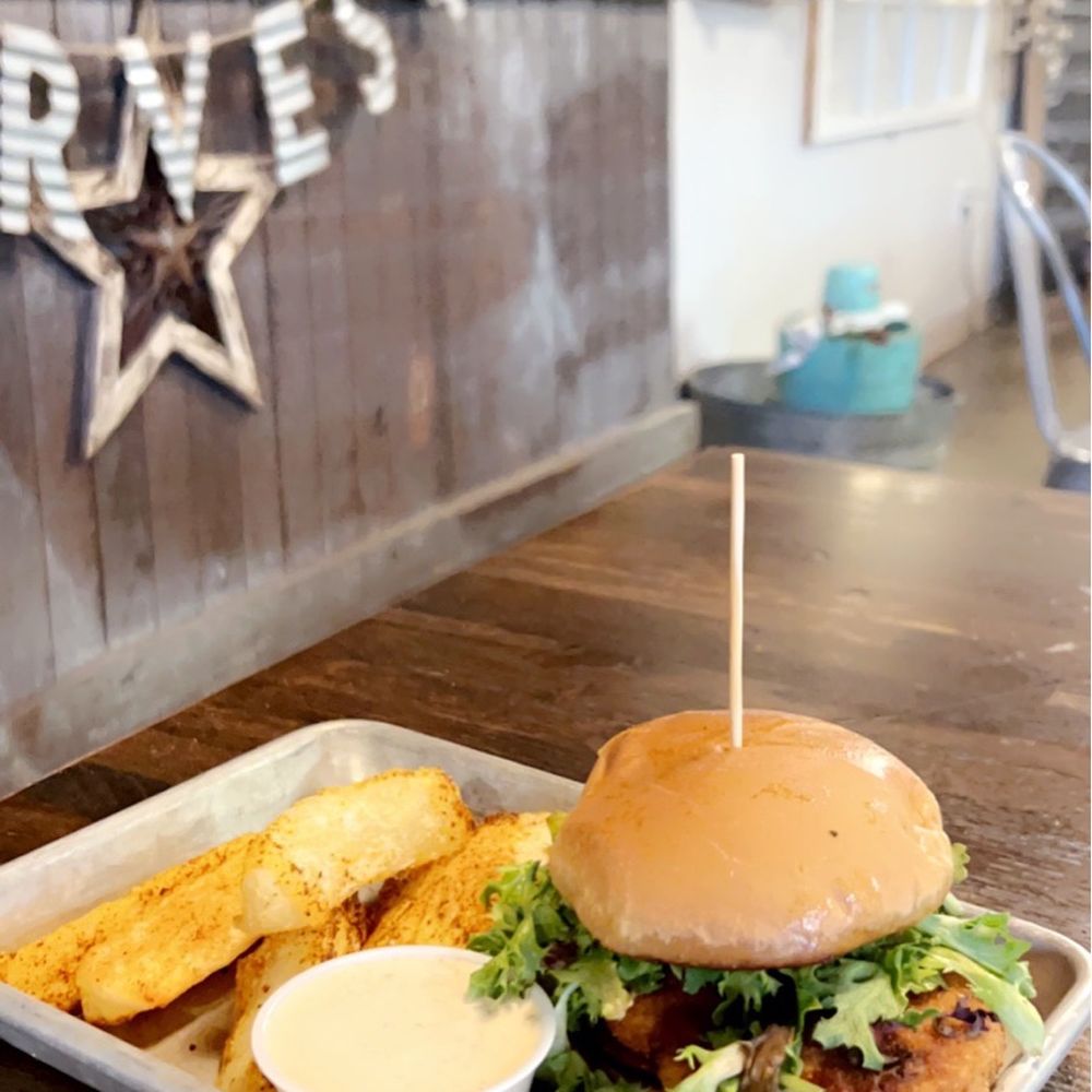 Farm Fresh Fast - a burger and fries on a plate - Fast Food Near Me - Greenville, South Carolina Farm Fresh Fast - a burger and fries on a plate - Fast Food Near Me - Greenville, South Carolina