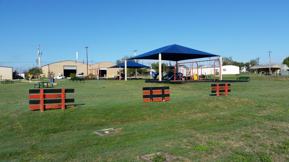 KARNES CITY PARK Updated September 2024 200298 S Esplanade St, Karnes City, Texas Parks