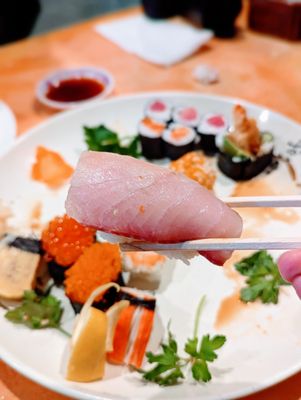 Sushi Miyagi by null