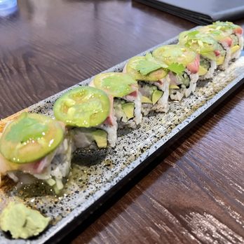 Fuji Sushi & Teppanyaki - Amazing Yellowtail Roll - Sushi Bars Near Me - Aiea, Hawaii
