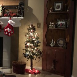 Prim Rose Primitives - The corner shelf, red truck, some of the decorations, candle holder on the mantle, plate on the shelf are all from this store!!