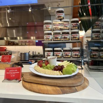 Nutella Cafe - Desserts Near Me - Chicago, Illinois