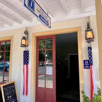Sonoma Valley Visitors Bureau - Visitor Centers Near Me - Sonoma, California Sonoma Valley Visitors Bureau - Visitor Centers Near Me - Sonoma, California