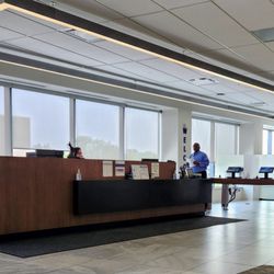 Henry Ford Medical Center - Bloomfield Township - 3rd floor check in desk. Gentleman in picture is very helpful.
