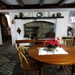Quiet Man Museum and Gift Shop - Designed to look like the movie set