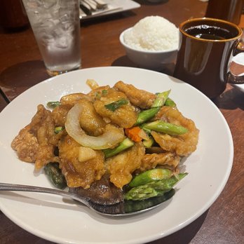 Kwi Noodle House - Fish fillet - Asian Fusion Near Me - Atlantic City, New Jersey Kwi Noodle House - Fish fillet - Asian Fusion Near Me - Atlantic City, New Jersey