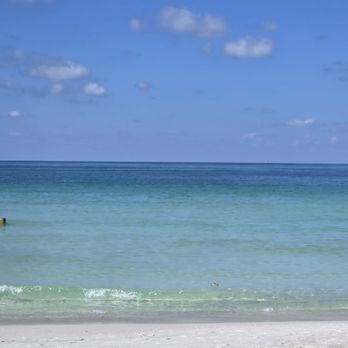 Anna Maria Beach Resort - Resorts Near Me - Holmes Beach, Florida Anna Maria Beach Resort - Resorts Near Me - Holmes Beach, Florida