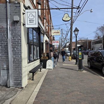Gateau Ghost - Breakfast & Brunch Near Me - Toronto, Ontario