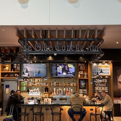 Louis Armstrong New Orleans International Airport  MSY - Inside