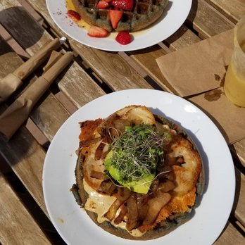 The Hidden Kitchen - Morro Melt & Fiscalini Fruit Blue Corn Waffles (SO DELICIOUS) - Juice Bars & Smoothies Near Me - Cayucos, California