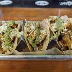 Jay’s Latin Kitchen - Fish tacos