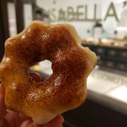Isabella's Mochi Donut Boutique - Crème brûlée