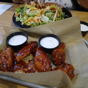 Buffalo Wild Wings - Salad and honey barbeque boness wings - Chicken Wings Near Me - Chino Hills, California