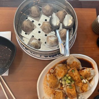 Katy's Dumplings - Soup Dumplings (8) (Top), Chung Du Dumplings (Bottom) - Chinese Near Me - Westmont, Illinois Katy's Dumplings - Soup Dumplings (8) (Top), Chung Du Dumplings (Bottom) - Chinese Near Me - Westmont, Illinois