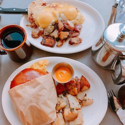 Millie's Cafe - Pasadena - Irish Egg Benedict and slutty bun